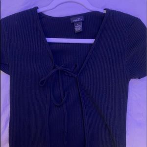 Rue 21 Tied up shirt